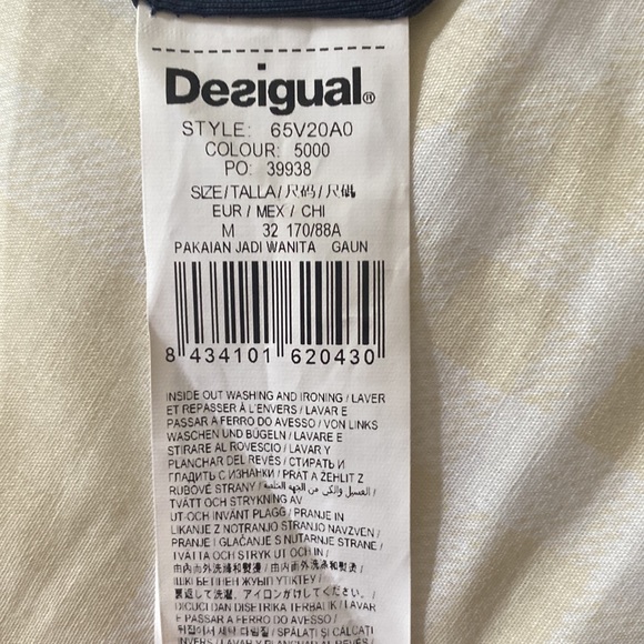 Beautiful colorful flattering mandala pattern dress, almost new, worn 2 hours - Picture 7 of 10